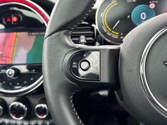 MINI Electric Hatch Cooper SE 32.6kWh Level 3 Auto 3dr