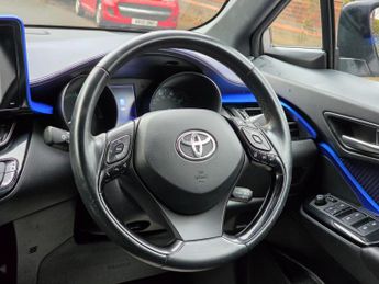 Toyota C-HR 1.8 VVT-h Dynamic CVT Euro 6 (s/s) 5dr
