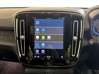 Volvo XC40 Recharge 69kWh Core SUV 5dr Electric Auto (231 ps)