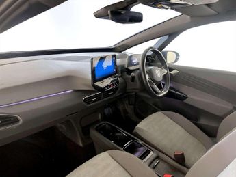 Volkswagen ID.3 Pro Performance 58kWh Life Hatchback 5dr Electric Auto (204 ps)
