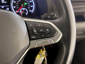 Volkswagen Transporter 2.0 BiTDI T32 Highline Panel Van 5dr Diesel DSG 4Motion LWB Euro