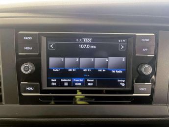 Volkswagen Transporter 2.0 BiTDI T32 Highline Panel Van 5dr Diesel DSG 4Motion LWB Euro