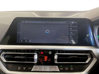 BMW 3 Series 2.0 330e 12kWh SE Pro Touring 5dr Petrol Plug-in Hybrid Auto Eur