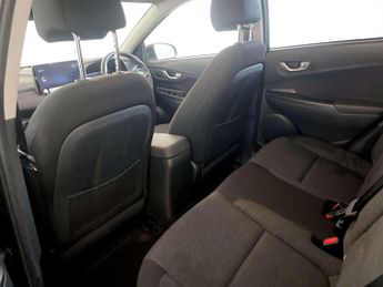 Hyundai KONA 39kWh Premium SUV 5dr Electric Auto (10.5kW Charger) (136 ps)