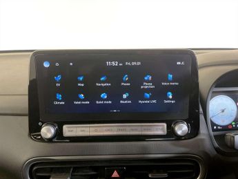 Hyundai KONA 39kWh Premium SUV 5dr Electric Auto (10.5kW Charger) (136 ps)