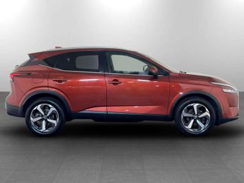 Nissan Qashqai 1.3 DIG-T MHEV N-Connecta SUV 5dr Petrol Hybrid Manual Euro 6 (s