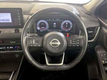 Nissan Qashqai 1.3 DIG-T MHEV N-Connecta SUV 5dr Petrol Hybrid Manual Euro 6 (s