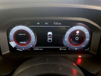 Nissan Qashqai 1.3 DIG-T MHEV N-Connecta SUV 5dr Petrol Hybrid Manual Euro 6 (s