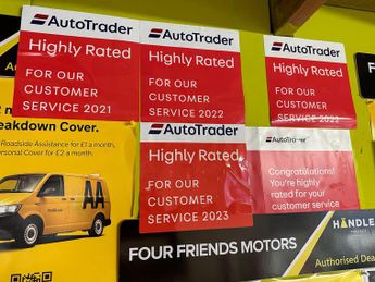 Mercedes-Benz C Class 1.6 C180 BlueEfficiency Executive SE Saloon 4dr Petrol G-Tronic+