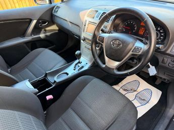 Toyota Avensis 1.8 V-Matic TR Tourer Multidrive S Euro 5 5dr