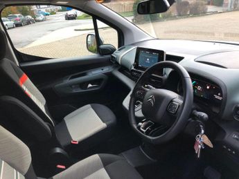 Citroen e-Berlingo 50kWh Flair XTR M Auto 5dr (7.4kW Charger)