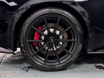 Ford Mustang 5.2L V8 Shelby GT350 Voodoo