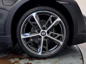 Porsche Taycan Performance Plus 93.4kWh 4S Cross Turismo 5dr Electric Auto 4WD 