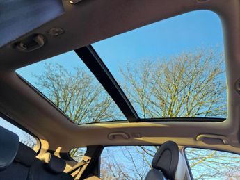 Hyundai Santa Fe 2.2 CRDi Premium SE SUV 5dr Diesel Auto 4WD Euro 5 (7 seat) (194