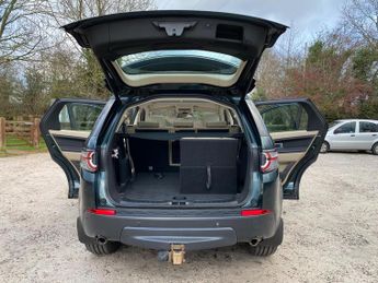 Land Rover Discovery Sport 2.0 TD4 HSE Auto 4WD Euro 6 (s/s) 5dr