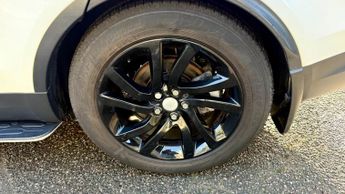 Land Rover Discovery 3.0 TD V6 HSE Auto 4WD Euro 6 (s/s) 5dr