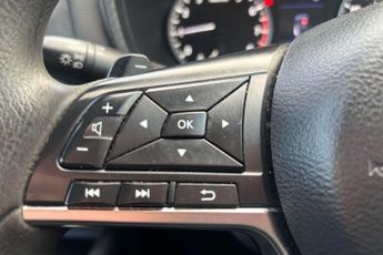 Nissan Juke 1.0 DiG-T Acenta 5dr DCT