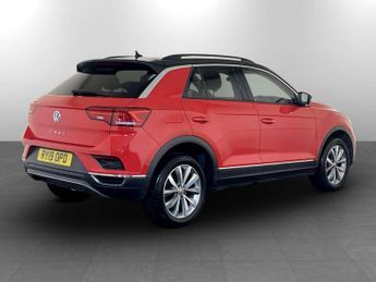 Volkswagen T-Roc 1.5 TSI GPF EVO Design SUV 5dr Petrol DSG Euro 6 (s/s) (150 ps)