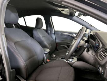 Ford Focus 1.0T EcoBoost ST-Line Hatchback 5dr Petrol Auto Euro 6 (s/s) (12