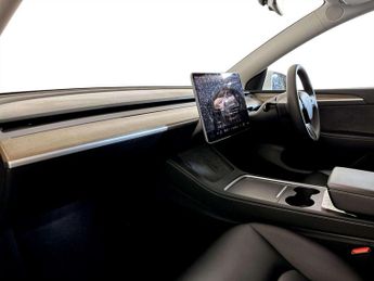 Tesla Model Y SUV 5dr Electric Auto RWD (346 ps)