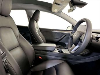 Tesla Model Y SUV 5dr Electric Auto RWD (346 ps)