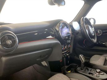 MINI Electric Hatch Cooper SE 32.6kWh Level 2 Hatchback 3dr Electric Auto (184 ps)