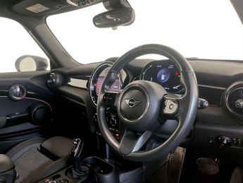 MINI Electric Hatch Cooper SE 32.6kWh Level 2 Hatchback 3dr Electric Auto (184 ps)