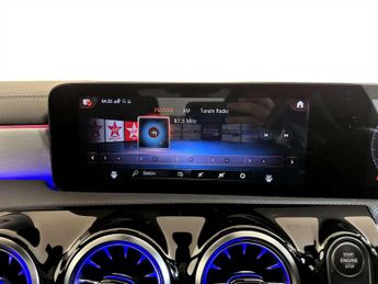 Mercedes-Benz CLA 1.3 CLA250e 15.6kWh AMG Line (Premium Plus) Coupe 4dr Petrol Plu