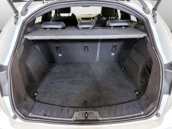 Jaguar E-PACE 2.0 P250 R-Dynamic HSE SUV 5dr Petrol Auto AWD Euro 6 (s/s) (249