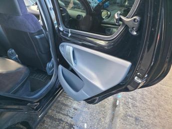 Toyota AYGO 1.0 VVT-i Black MultiMode Euro 4 5dr (AC)