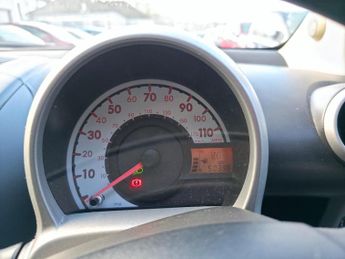 Toyota AYGO 1.0 VVT-i Black MultiMode Euro 4 5dr (AC)