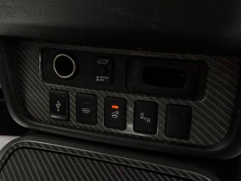 Mitsubishi Outlander 2.4h TwinMotor 13.8kWh 4hs CVT 4WD Euro 6 (s/s) 5dr