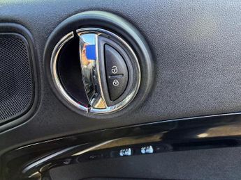 MINI Countryman 1.5 Cooper SUV 5dr Petrol Auto 6Spd ALL4 Euro 6 (s/s) (136 ps)