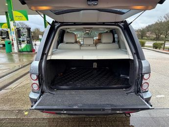 Land Rover Range Rover 4.4 TD V8 Westminster SUV 5dr Diesel Auto 4WD Euro 5 (313 bhp)