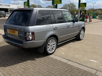 Land Rover Range Rover 4.4 TD V8 Westminster SUV 5dr Diesel Auto 4WD Euro 5 (313 bhp)
