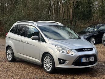 Ford Grand C-Max 1.0T EcoBoost Titanium Euro 5 (s/s) 5dr