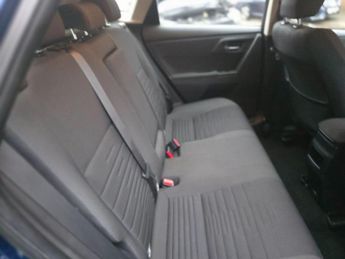 Toyota Auris 1.8 VVT-h Icon CVT Euro 6 (s/s) 5dr