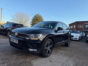 Volkswagen Tiguan 2.0 TDI BlueMotion Tech SE Navigation DSG 4Motion Euro 6 (s/s) 5