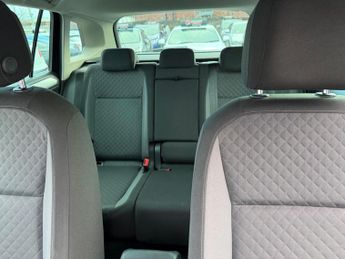 Volkswagen Tiguan 2.0 TDI BlueMotion Tech SE Navigation DSG 4Motion Euro 6 (s/s) 5