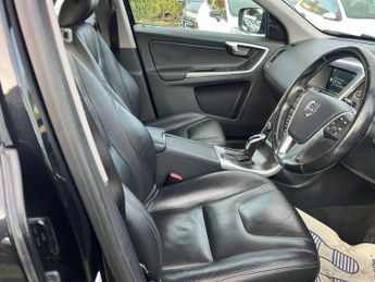 Volvo XC60 2.4 D5 SE Lux Nav Geartronic AWD Euro 5 5dr