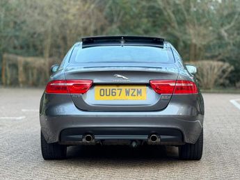 Jaguar XE 2.0d Portfolio Auto AWD Euro 6 (s/s) 4dr
