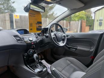 Ford Fiesta 1.0T EcoBoost Titanium Powershift Euro 6 5dr