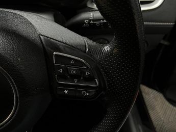 MG MG5 61.1kWh Exclusive Long Range Auto 5dr