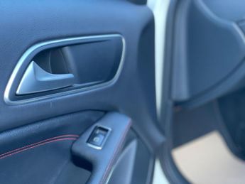 Mercedes-Benz GLA 2.1 GLA200d AMG Line (Premium) 7G-DCT Euro 6 (s/s) 5dr