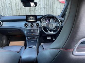 Mercedes-Benz GLA 2.1 GLA200d AMG Line (Premium) 7G-DCT Euro 6 (s/s) 5dr