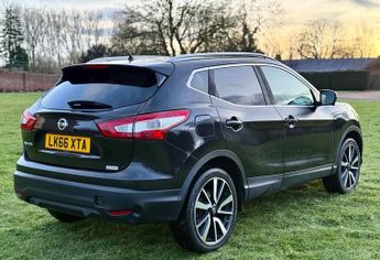 Nissan Qashqai 1.2 DIG-T Tekna XTRON 2WD Euro 6 (s/s) 5dr