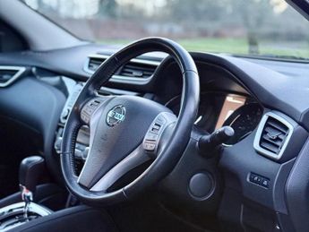 Nissan Qashqai 1.2 DIG-T Tekna XTRON 2WD Euro 6 (s/s) 5dr