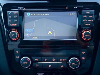 Nissan Qashqai 1.2 DIG-T Tekna XTRON 2WD Euro 6 (s/s) 5dr