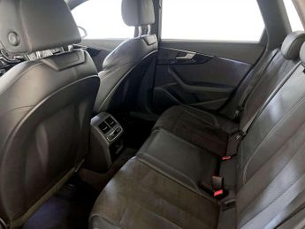 Audi A4 Avant 2.0 TFSI 35 Black Edition Estate 5dr Petrol S Tronic Euro 6 (s/s