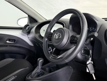 Toyota Aygo X 1.0 VVT-i Pure x-shift Euro 6 (s/s) 5dr